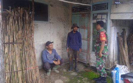 Menjalin Silaturahmi Babinsa Koramil 16/Pejawaran Komsos dengan Masyarakat