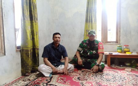 Babinsa Koramil 16/Pejawaran Laksanakan Silaturahmi Sekaligus Komsos dengan Kepala Desa Terpilih Di Desa Semangkung