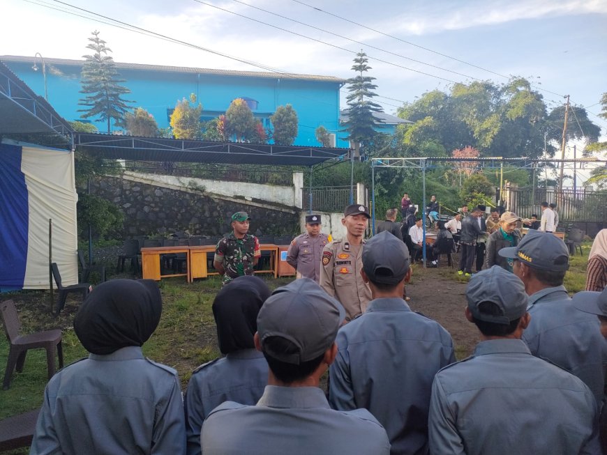 Babinsa Koramil 16/Pejawaran Laksanakan Pengamanan Pilkades Serentak Di Desa Binaan