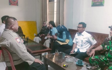 Babinsa Koramil 16/Pejawaran bersama Bhabinkamtibmas Komsos dengan Kasitrantib dan Kasipemdes Kecamatan Pejawaran