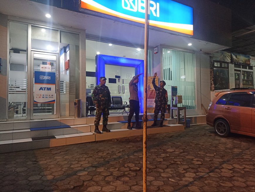 Pastikan Wilayah Aman, Babinsa Aktif Laksanakan Patroli Malam