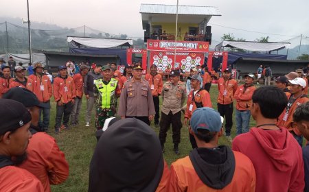 Babinsa Koramil 16/Pejawaran Hadiri Pembukaan Turnamen Sepak Bola