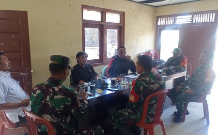 Danramil Bersama Babinsa Koramil 16/Pejawaran Laksanakan Komsos di Wilayah Binaan